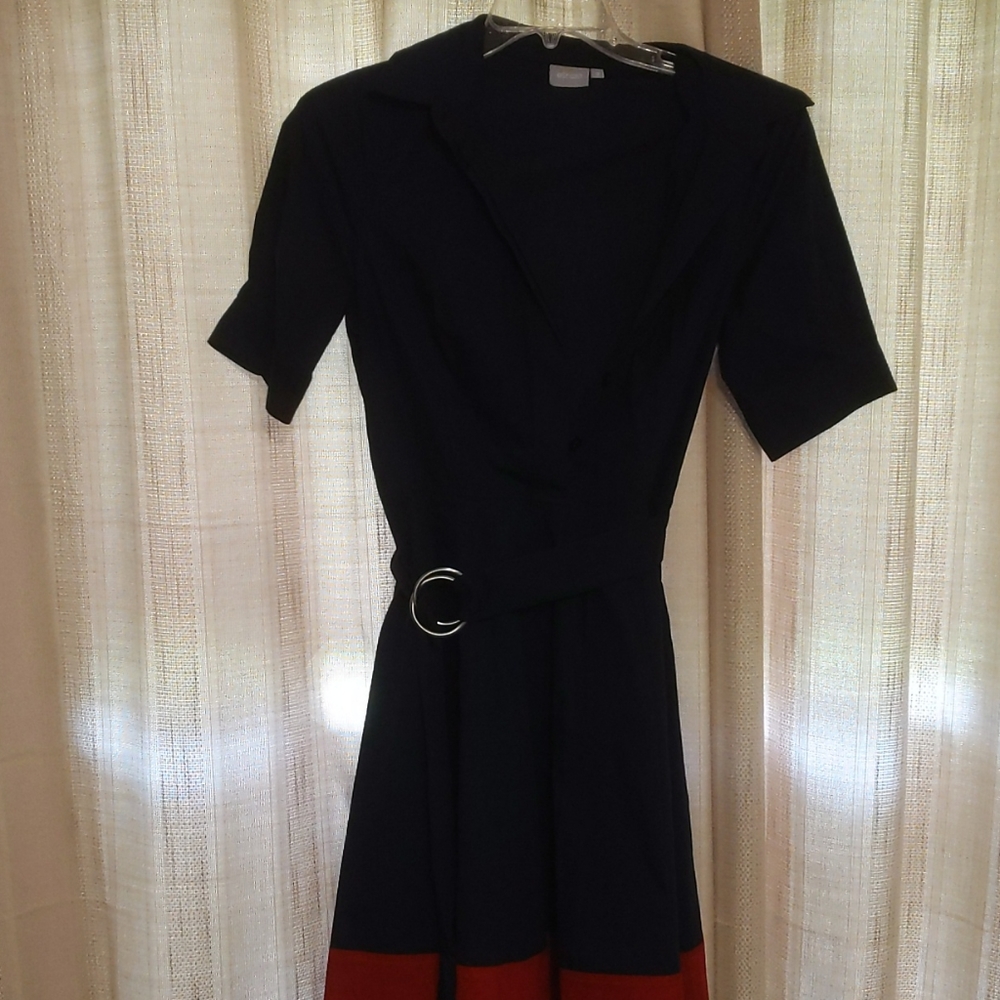 Short sleeve dress with pockets